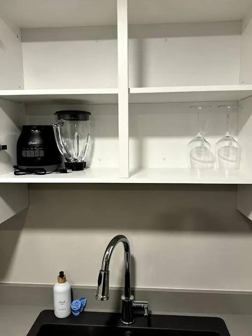 Apartament Private Luxury Suite Near West Edmonton Mall