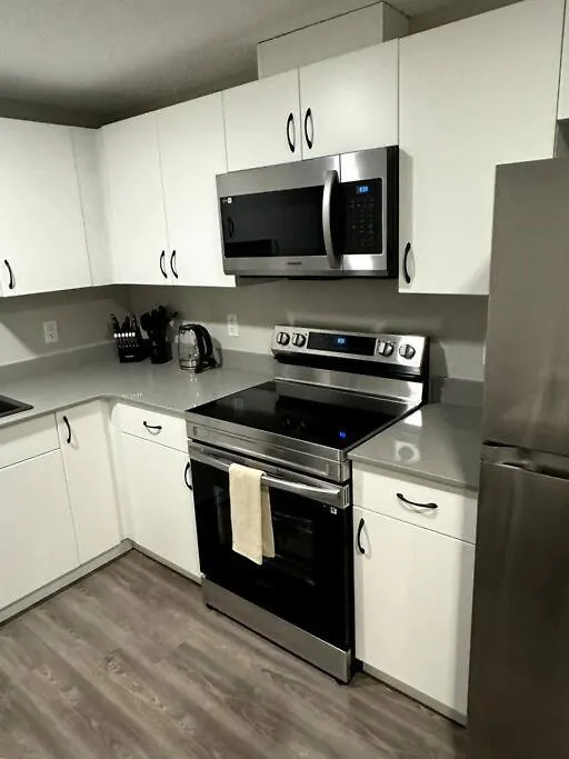 Apartament Private Luxury Suite Near West Edmonton Mall