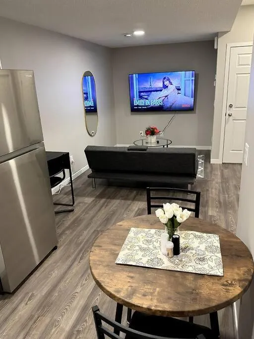 Private Luxury Suite Near West Edmonton Mall